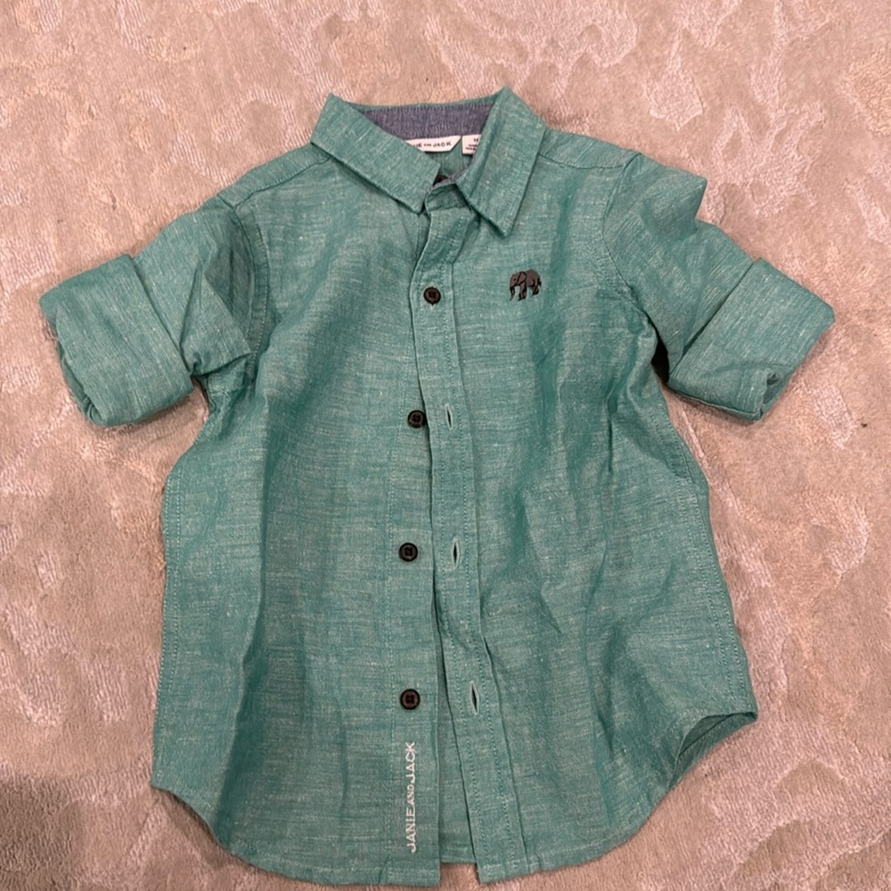 Janie and Jack green linen, button-down, long sleeve shirt with gray elephant